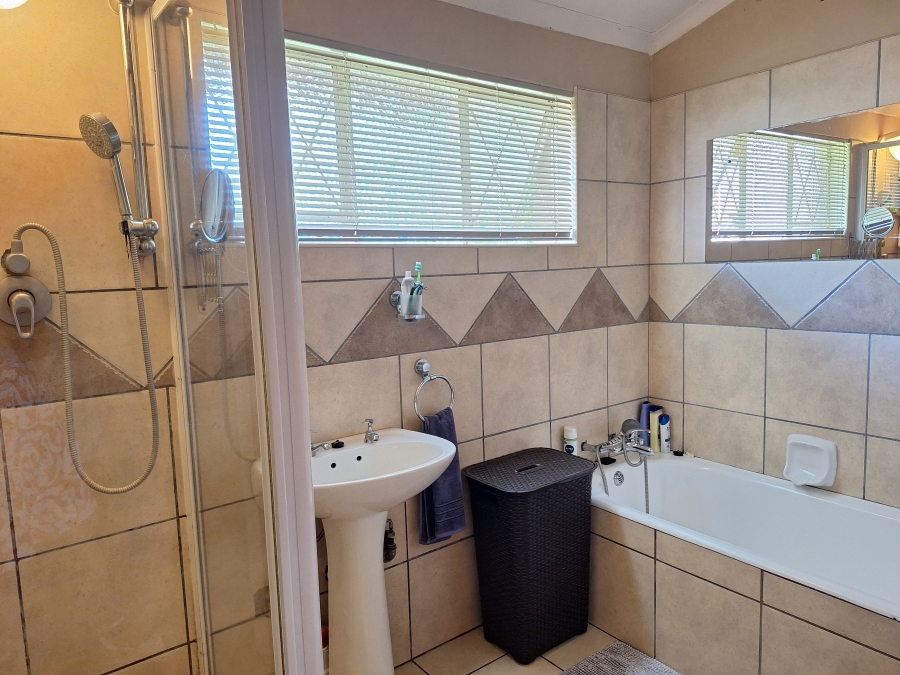 4 Bedroom Property for Sale in Vrede Free State